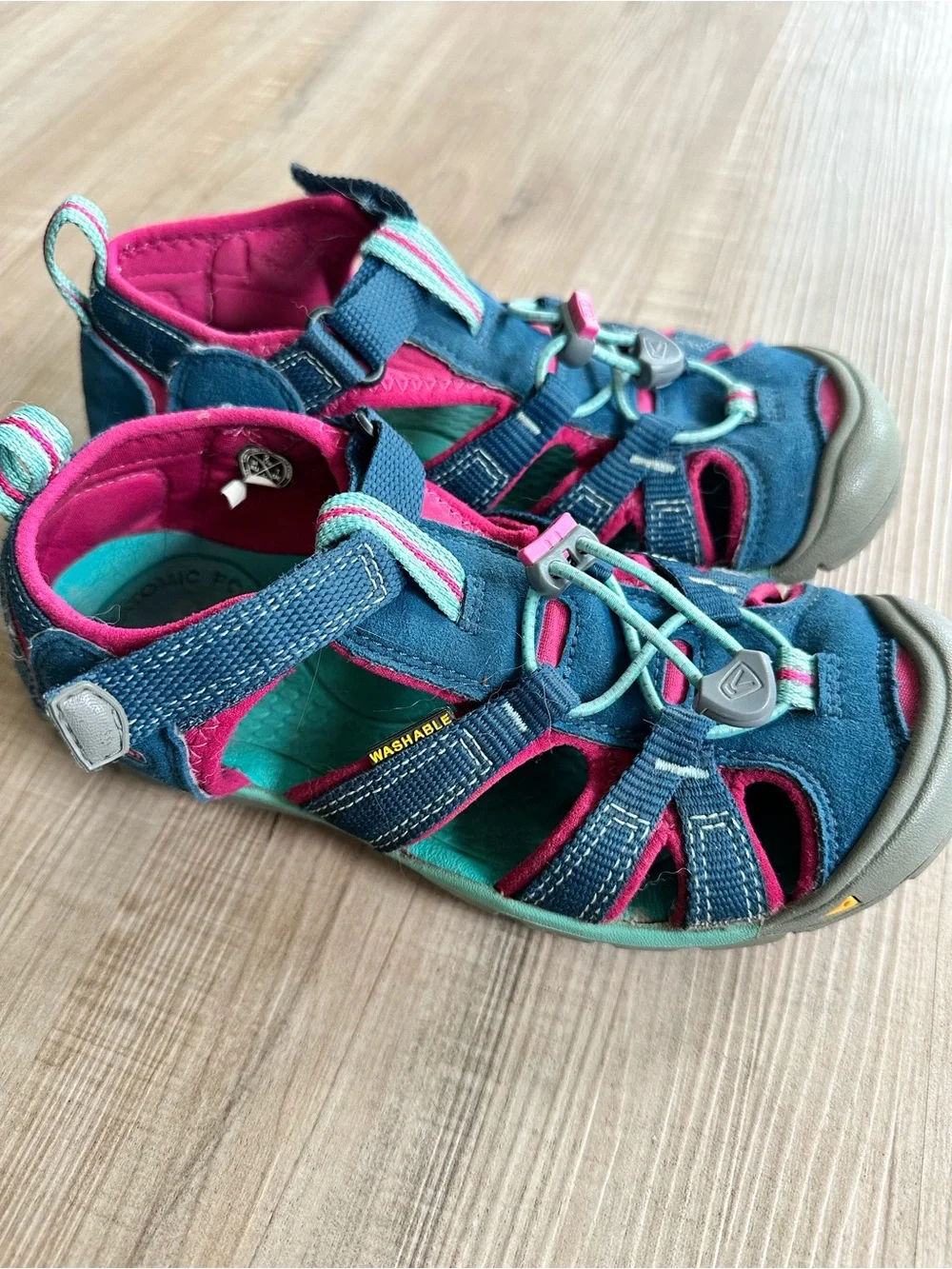 2Y kids keens